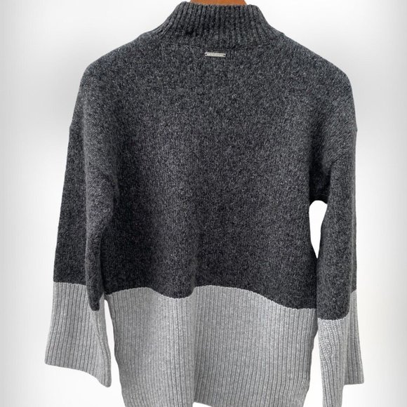Brand New Michael Kors Women's Gray Colourblock Sweater - Picture 7 of 10